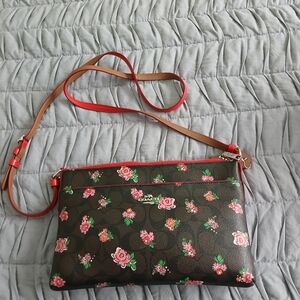 Coach Red Blossom Crossboduy